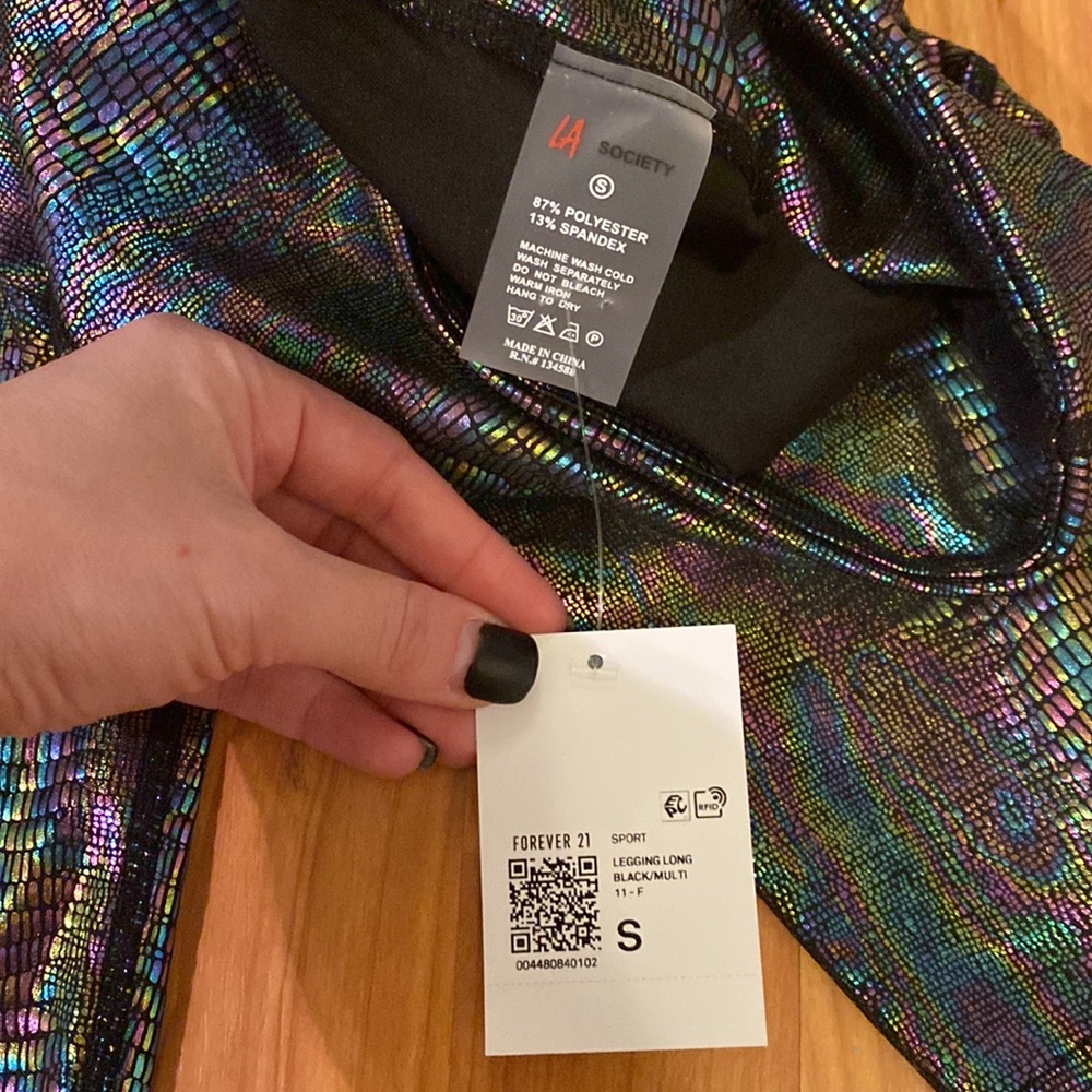 High Waist Holographic Iridescent Leggings S NWT - Picture 4 of 4